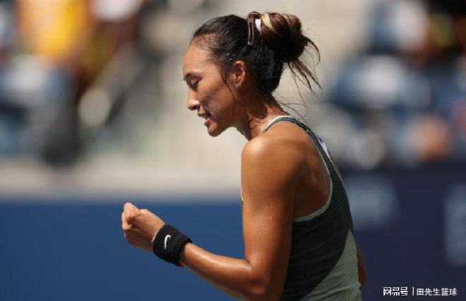 100亿身家“足坛首富”，投了最火AI独角兽